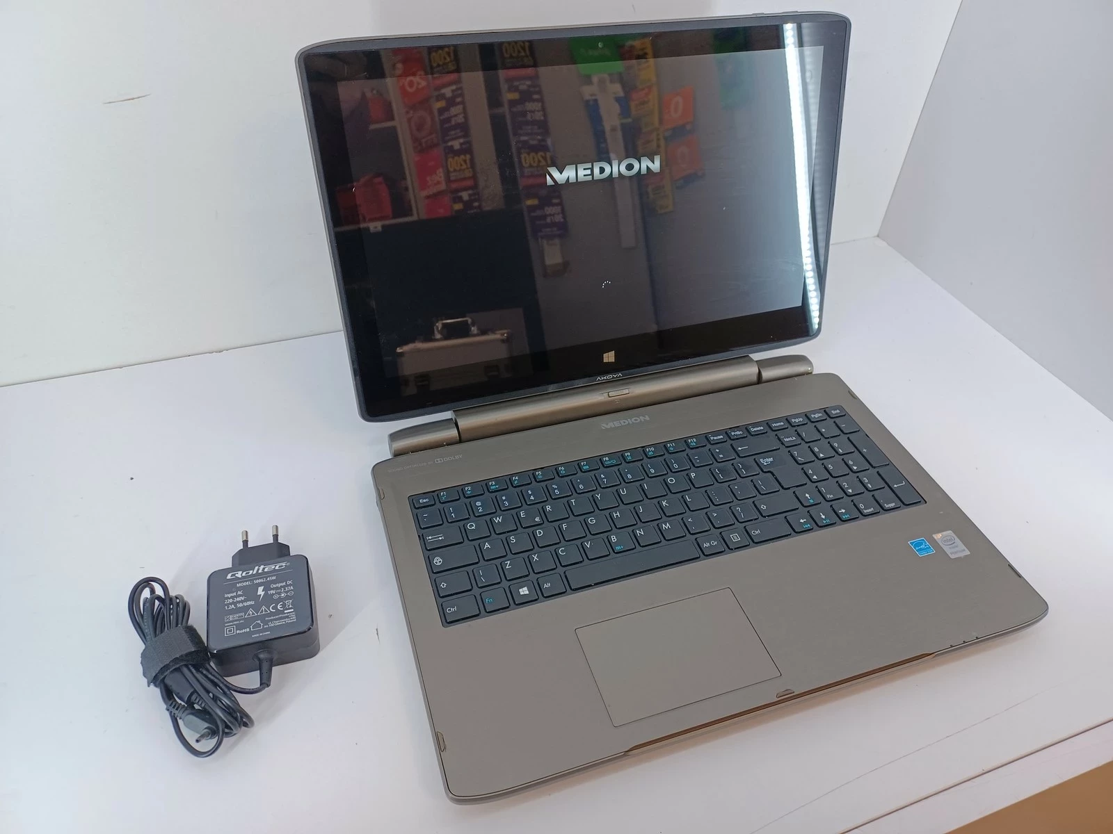 laptop-medion-akoya-2w1-s6214t-notebook-md99381-liczba-rdzeni-procesora-2