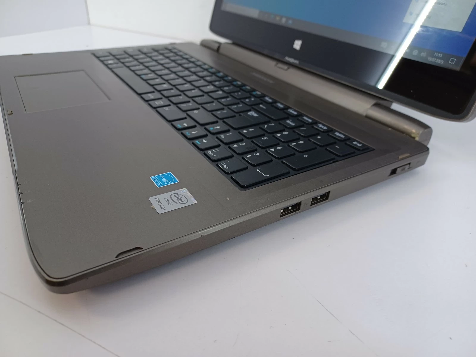 laptop-medion-akoya-2w1-s6214t-notebook-md99381-marka-medion