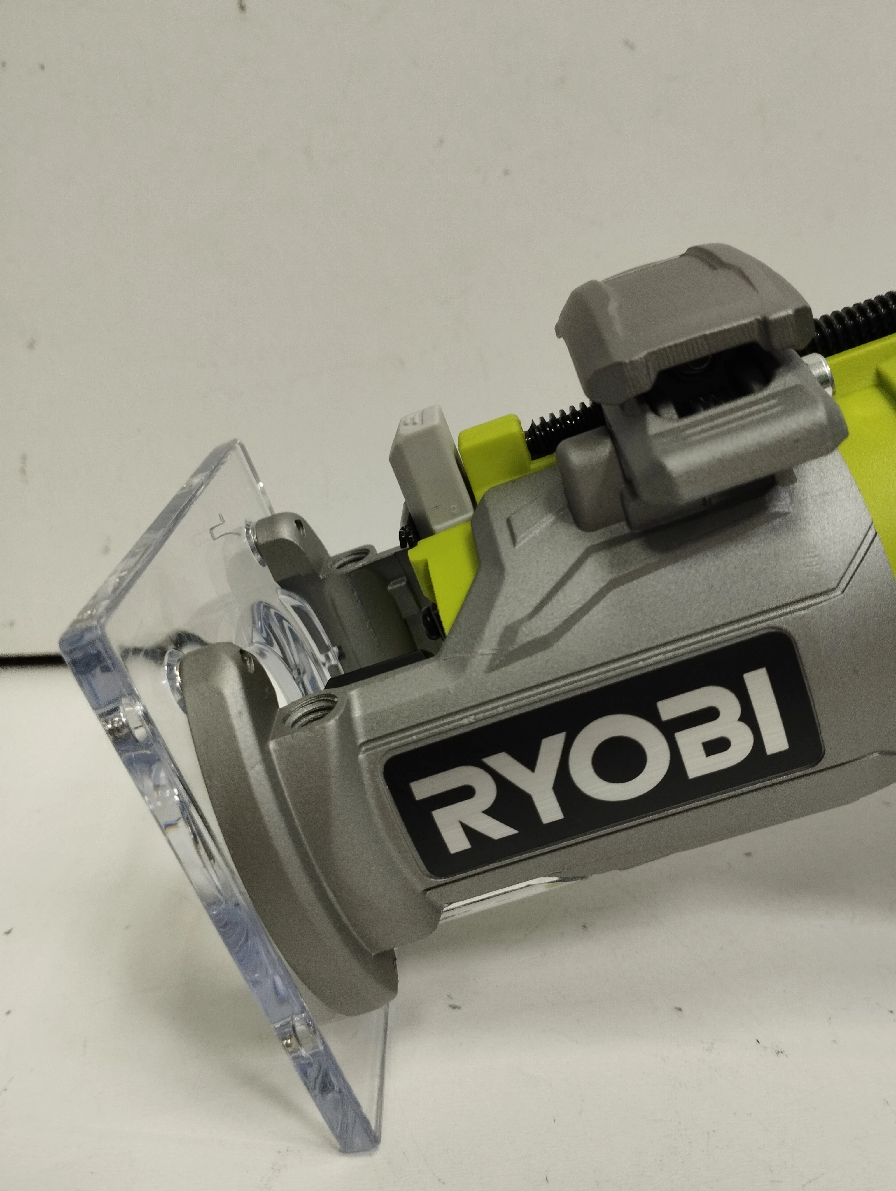 frezarka-ryobi-r18tr-2aku-komplet-ideal-kod-producenta-5133002917