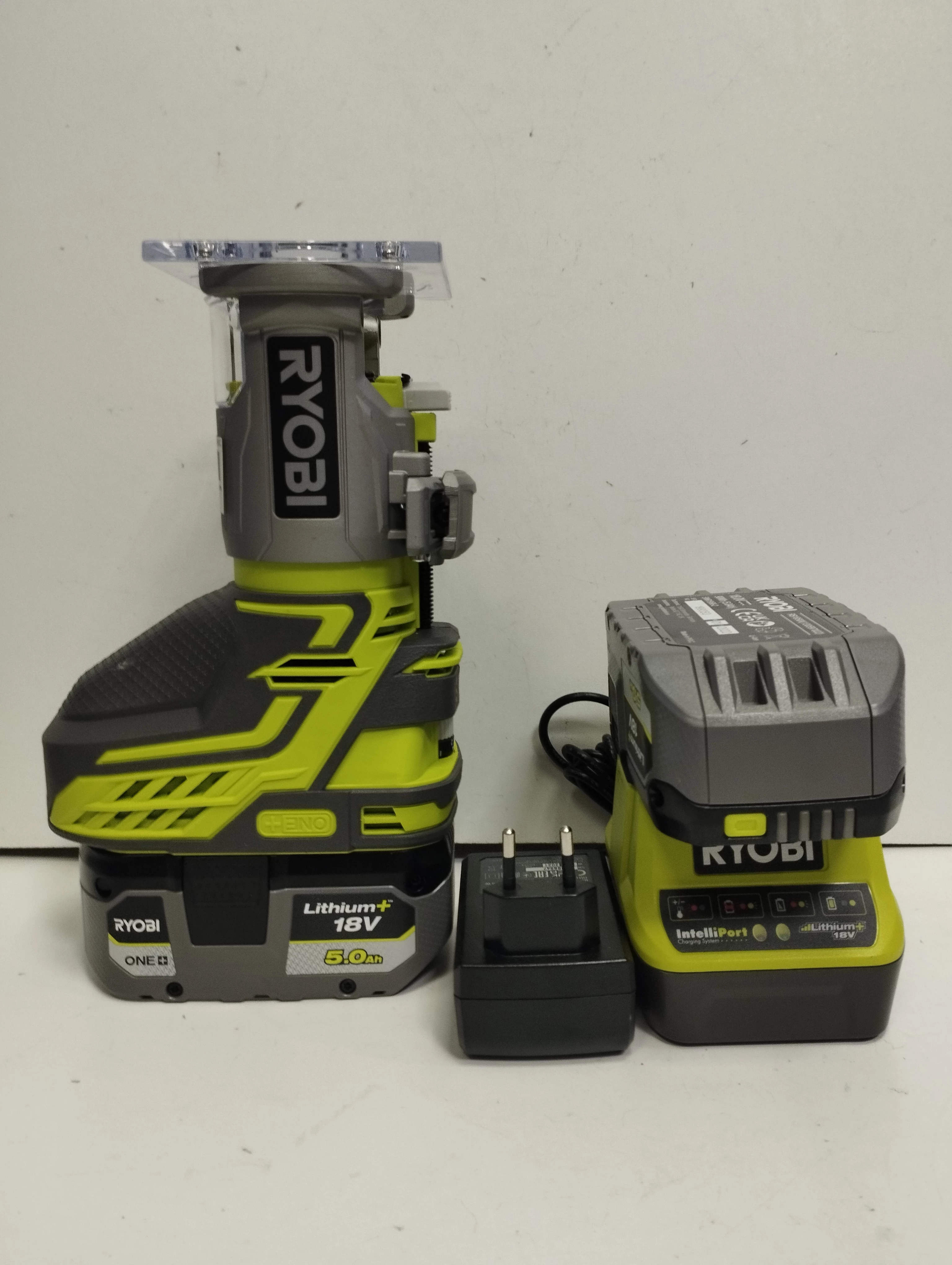 frezarka-ryobi-r18tr-2aku-komplet-ideal-plac-imbramowski-121-krakow