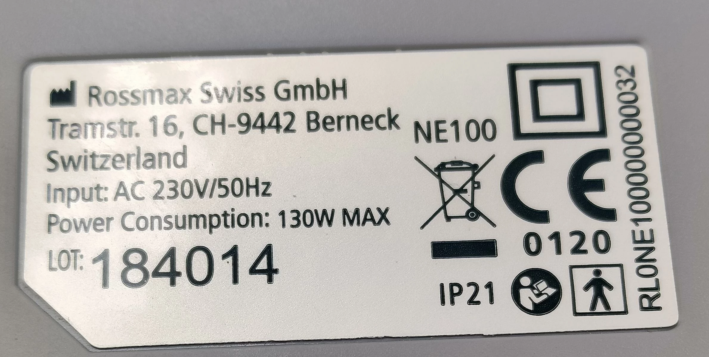 rossmax-inhalator-ne100-akcesoria-w-pudelku-model-ne-100