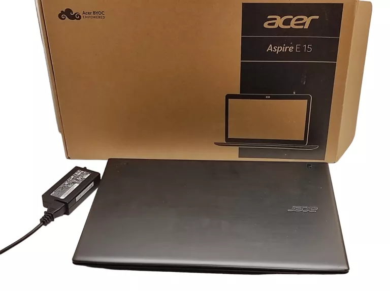 LAPTOP ACER E5-575 CORE I5 8GB 240GB SSD WIN10