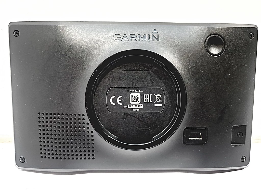 nawigacja-garmin-drive-50-ladowarka-marka-garmin