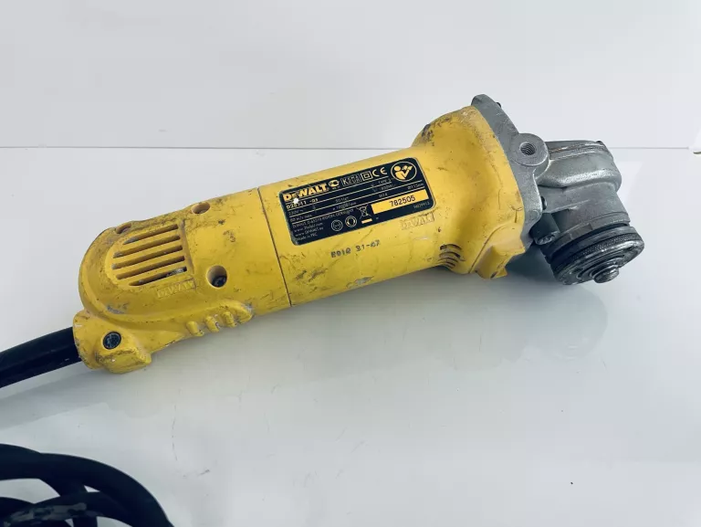 szlifierka-katowa-dewalt-d28111-qs-stan-uzywany