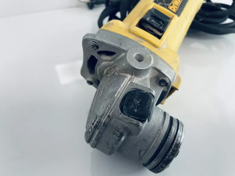 SZLIFIERKA KĄTOWA DEWALT D28111-QS