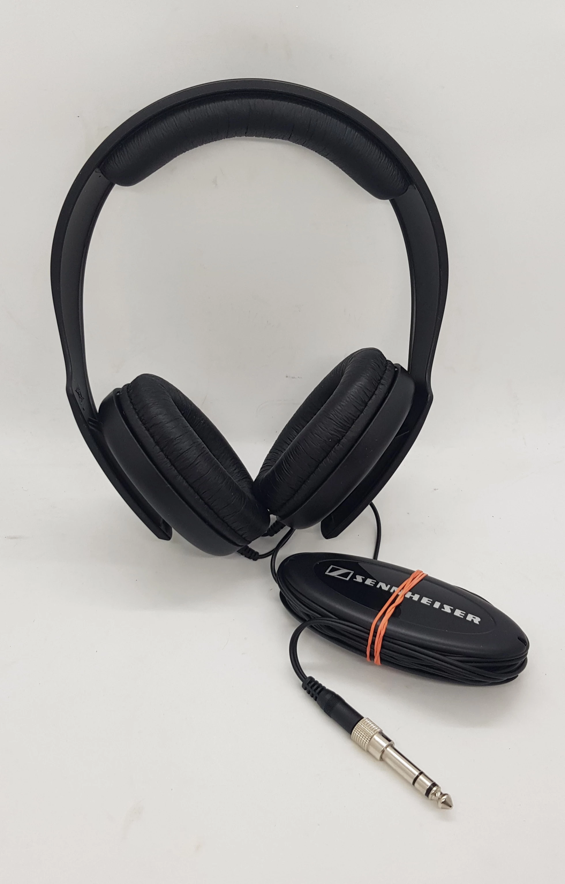 sluchawki-nauszne-przewodowe-sennheiser-hd202-orla-42-pabianice