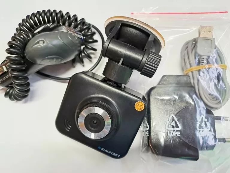 kamera-samochodowa-blaupunkt-bp-20-fhd-wawerska-3-otwock