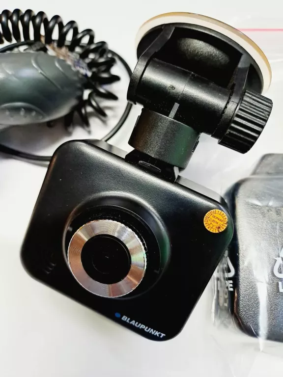 kamera-samochodowa-blaupunkt-bp-20-fhd-stan-uzywany