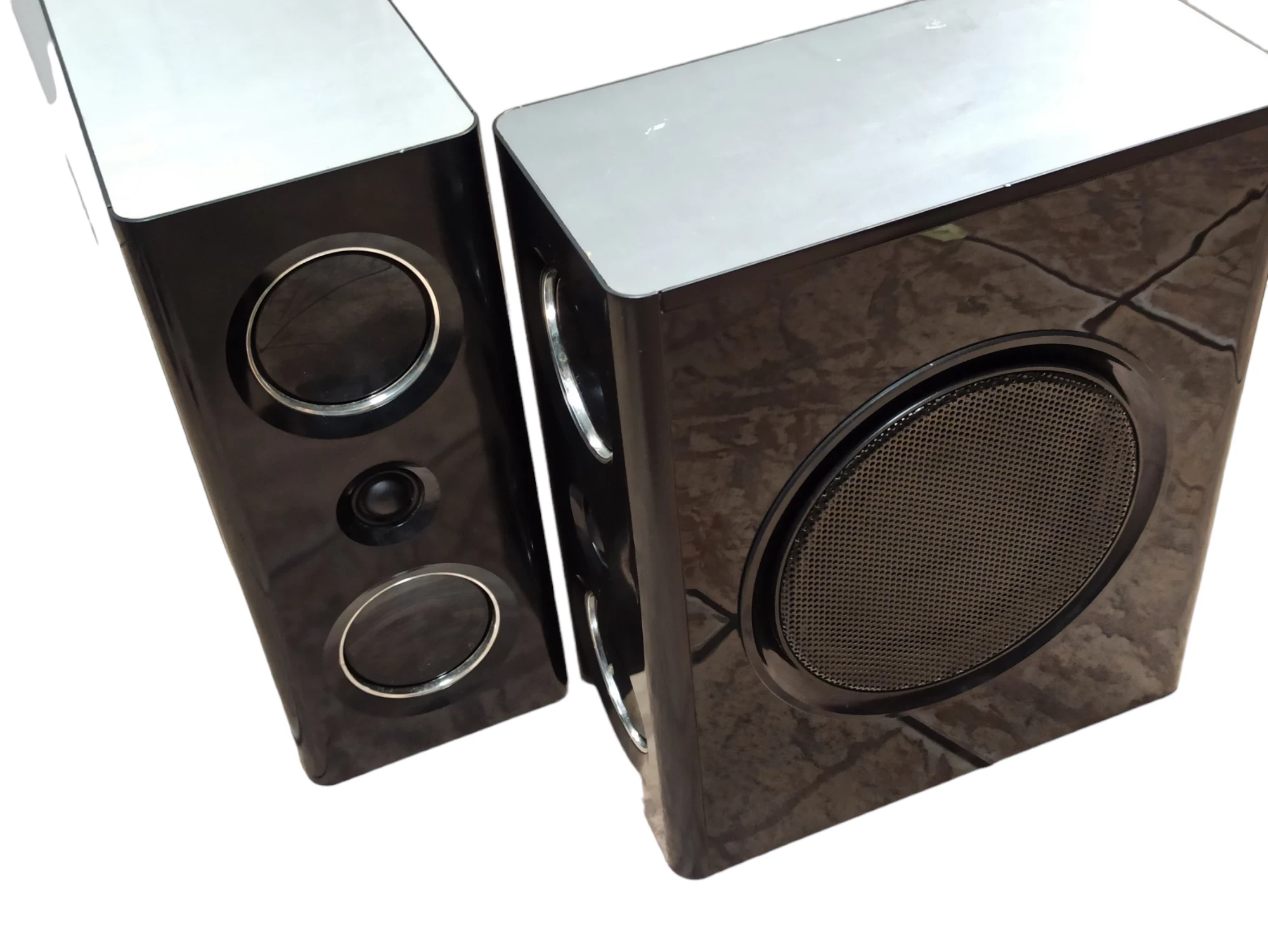 lg-fb-163-wieza-z-odtwarzaczem-dvd-kolor-czarny