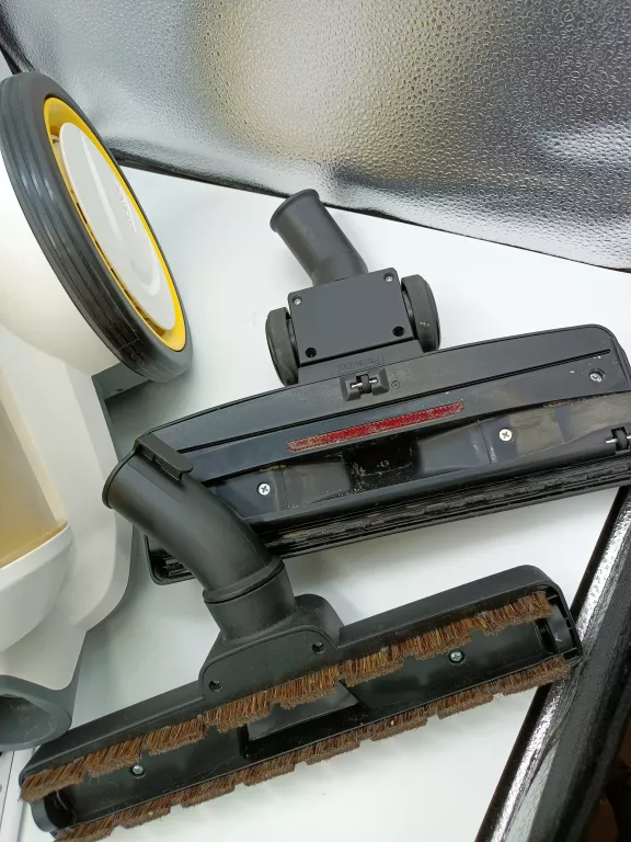 ODKURZACZ BEZWORKOWY KARCHER VC3 PREMIUM POLECAMY