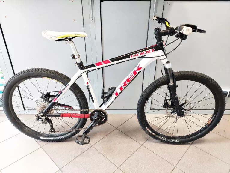 rower-trek-8000-26-cali-kola-16-cali-rama-okazja-marka-trek
