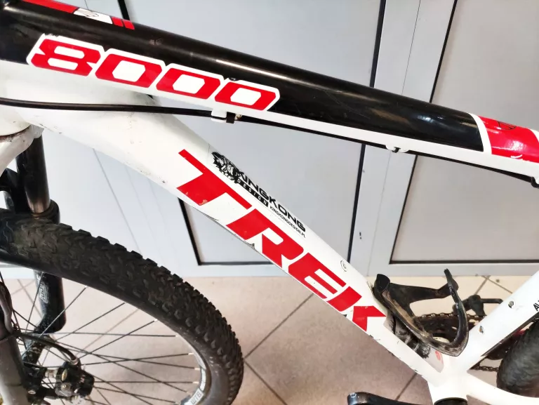 rower-trek-8000-26-cali-kola-16-cali-rama-okazja-kod-producenta-8000