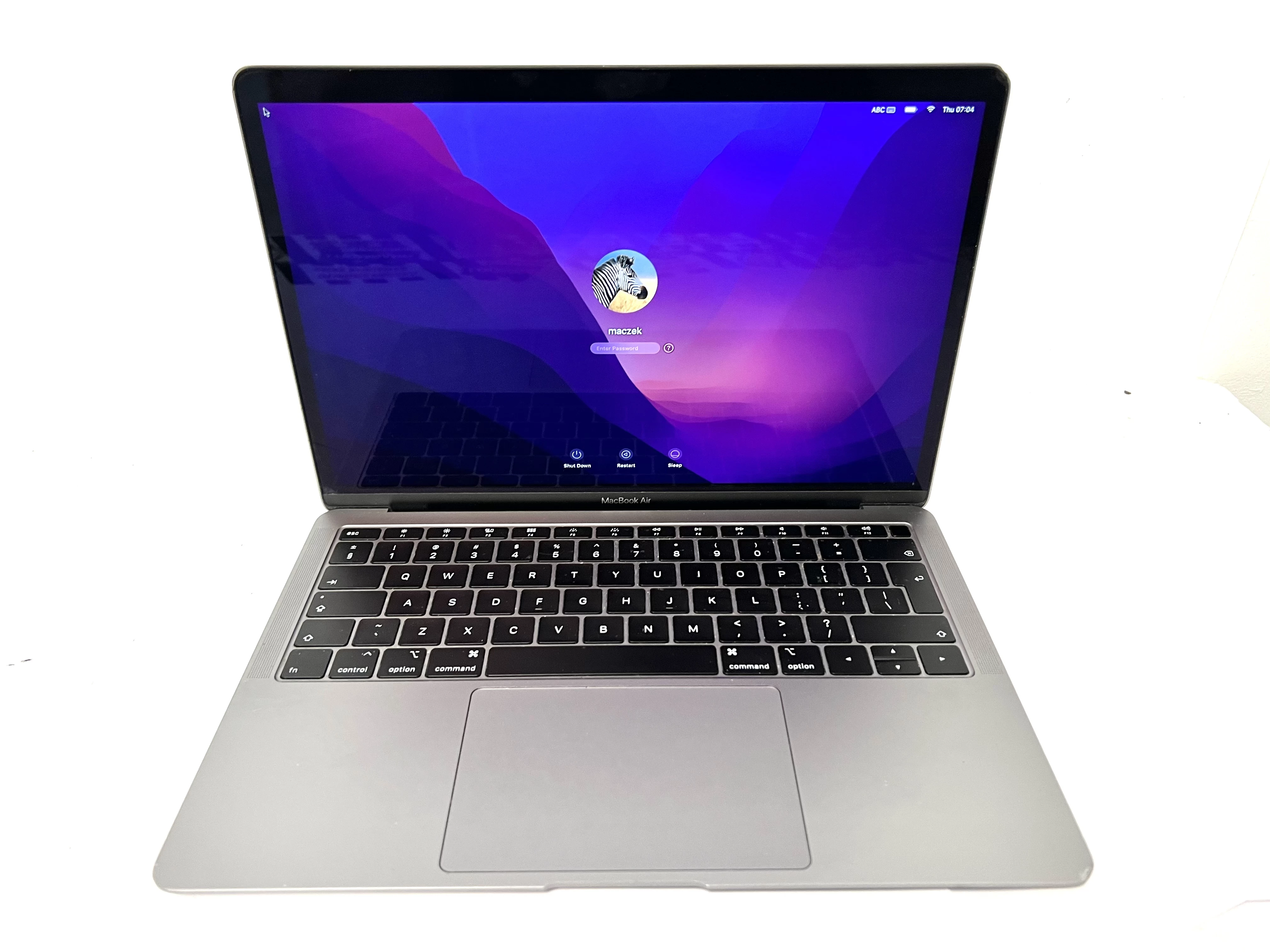 apple-macbook-air-2018-retina-13-i5-483-cykli-seria-procesora-intel-core-i5
