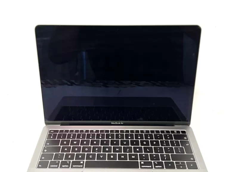 apple-macbook-air-2018-retina-13-i5-483-cykli-model-macbook-air