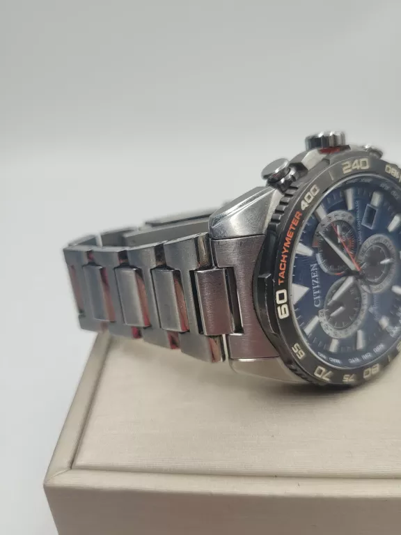 ZEGAREK CITIZEN ECO-DRIVE E660-R010514