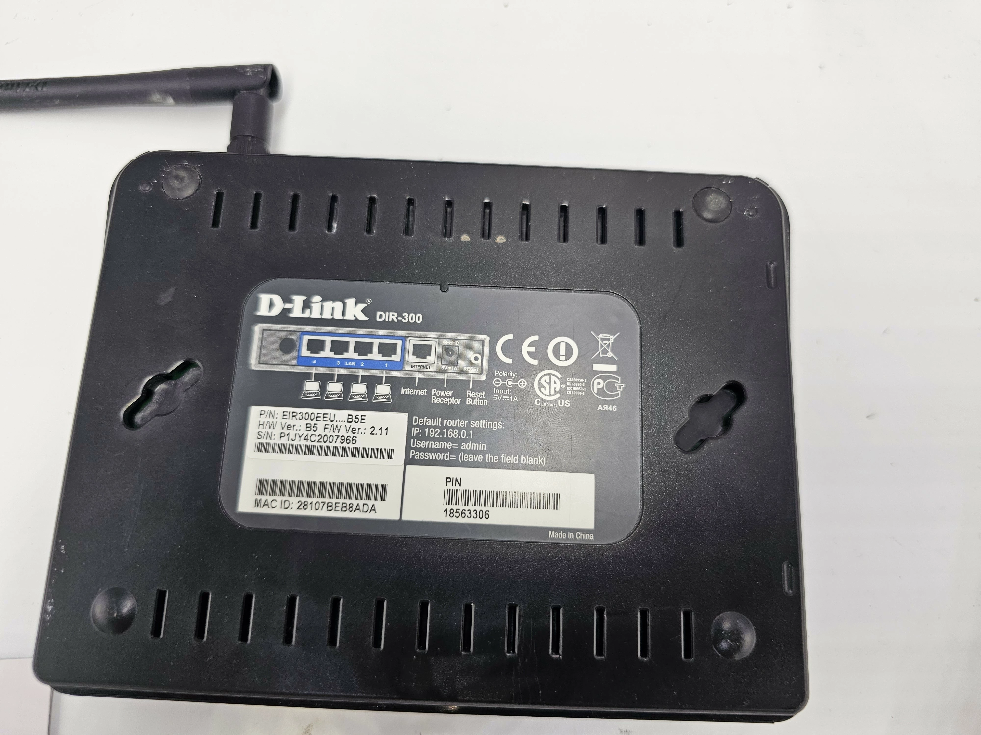 router-d-link-dir-300-standard-pracy-portow-lan-10100-mbps