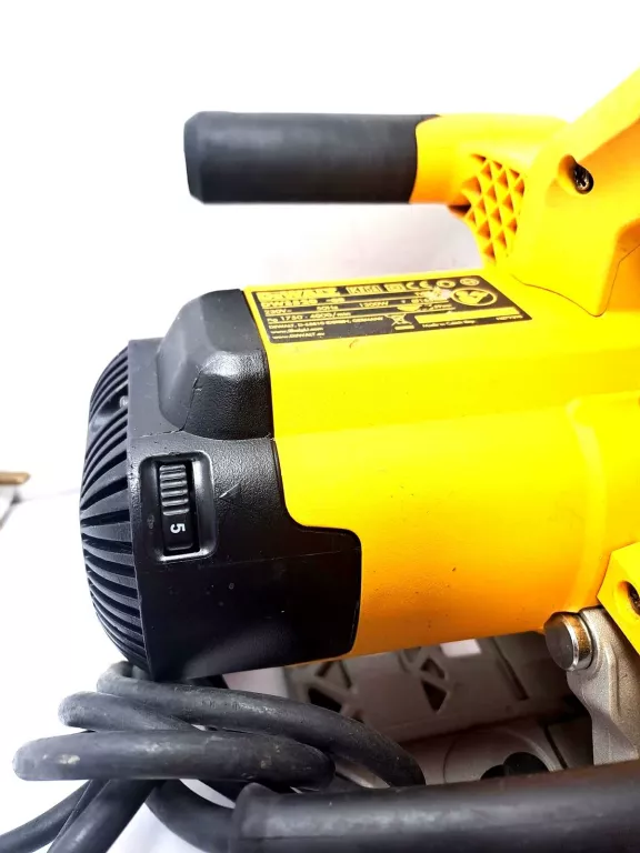 zaglebiarka-dewalt-dws520-stan-uzywany