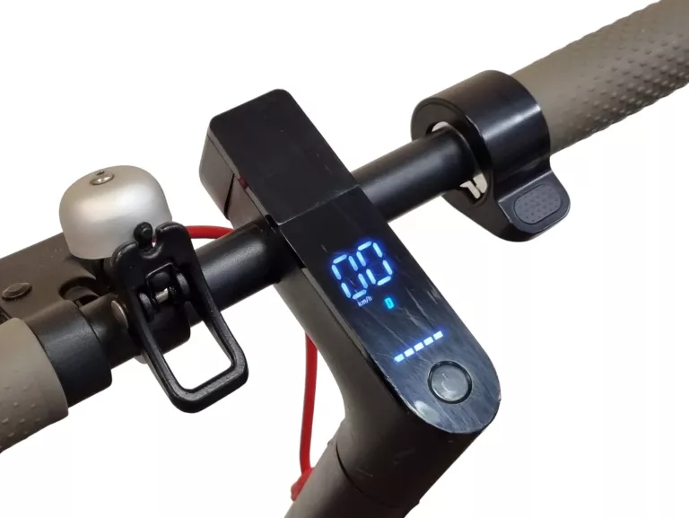 hulajnoga-elektryczna-explay-x11-10cali-30kmh-kod-producenta-x11-85-10ah