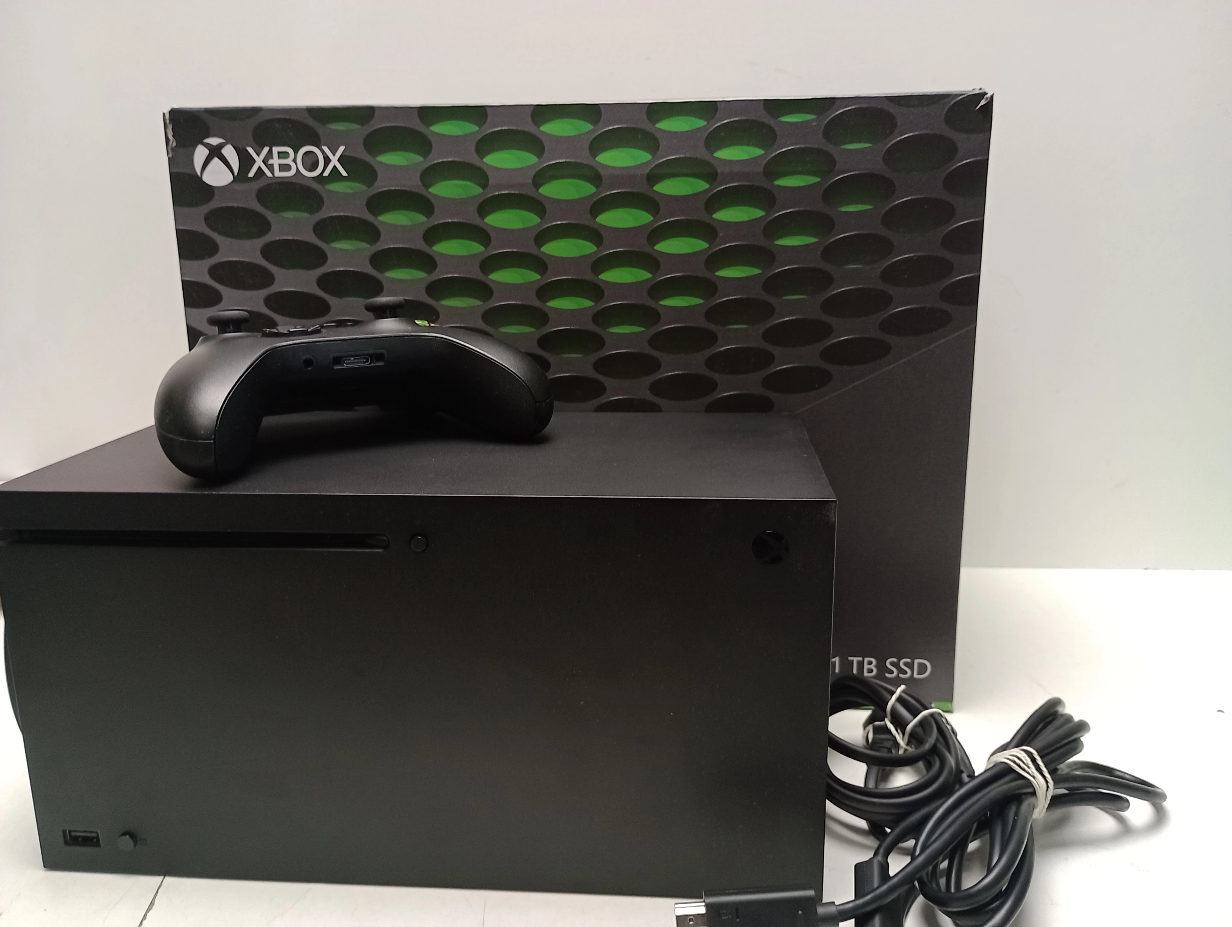 konsola-microsoft-xbox-series-x-1tb-osiedle-teatralne-3u15-krakow