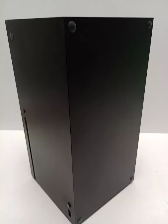 konsola-microsoft-xbox-series-x-1tb-kod-producenta-rrt-00010