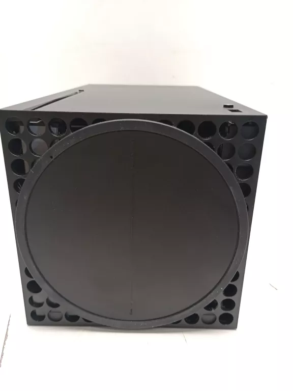 konsola-microsoft-xbox-series-x-1tb-stan-uzywany