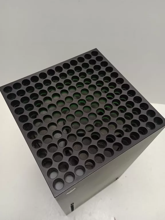 konsola-microsoft-xbox-series-x-1tb-osiedle-teatralne-3u15-krakow