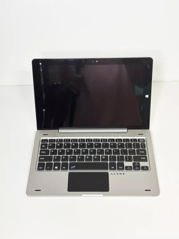 LAPTOP KIANO INTELECT X3 HD 10,1" 2 GB / 32 GB