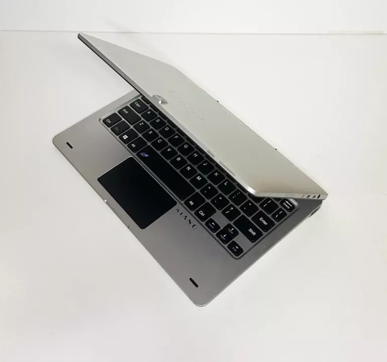 LAPTOP KIANO INTELECT X3 HD 10,1" 2 GB / 32 GB