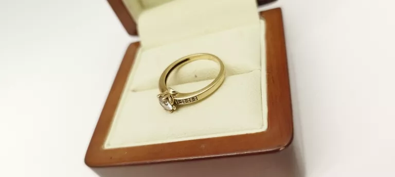 zloty-pierscionek-585-226-g-r13-rodzaj-2205-16