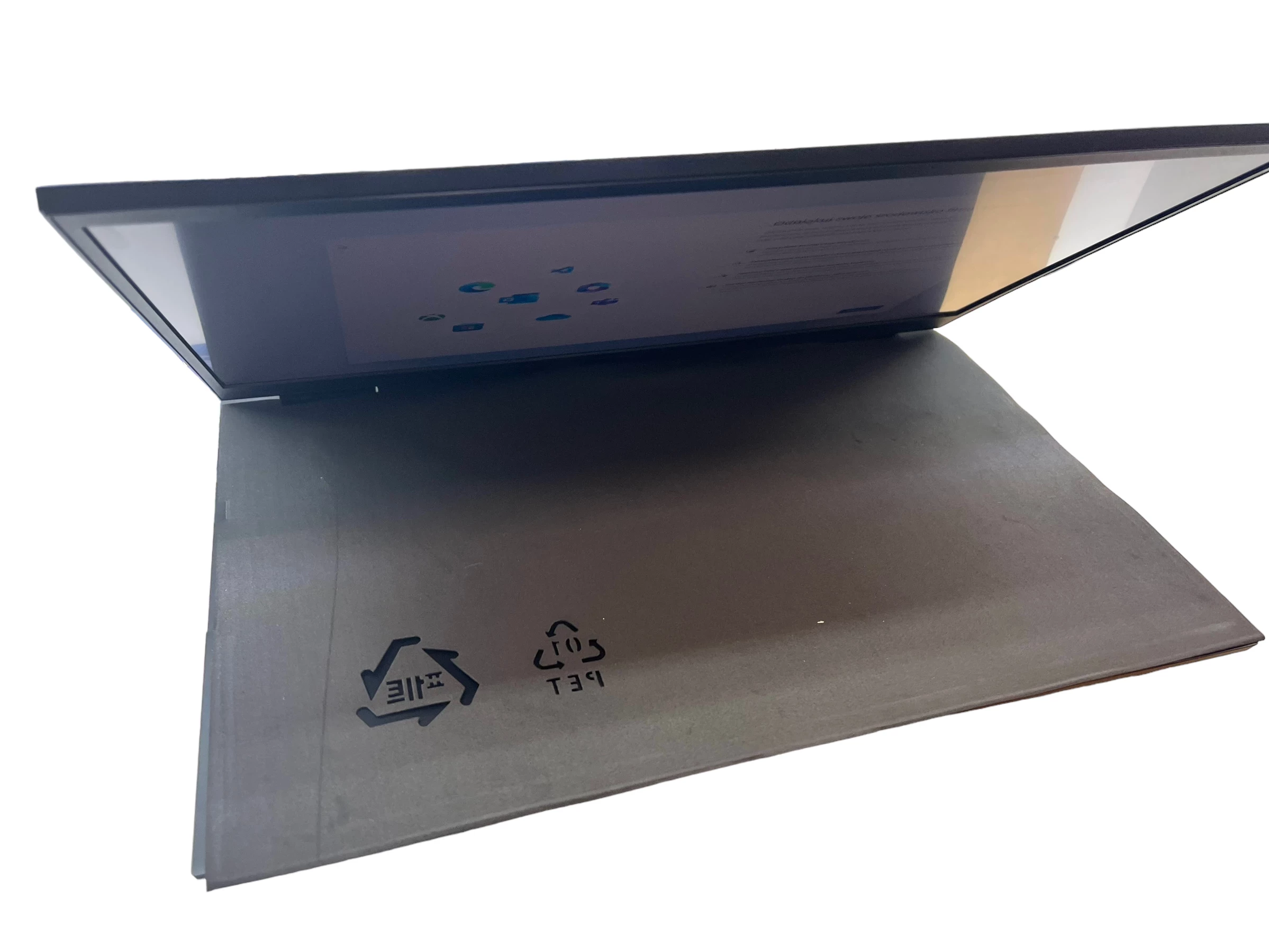 laptop-hp-omen-17-ck1440nw-komplet-typ-dysku-twardego-ssd