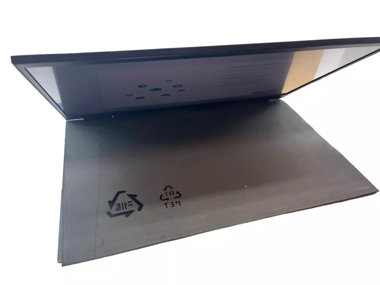 laptop-hp-omen-17-ck1440nw-komplet-typ-dysku-twardego-ssd