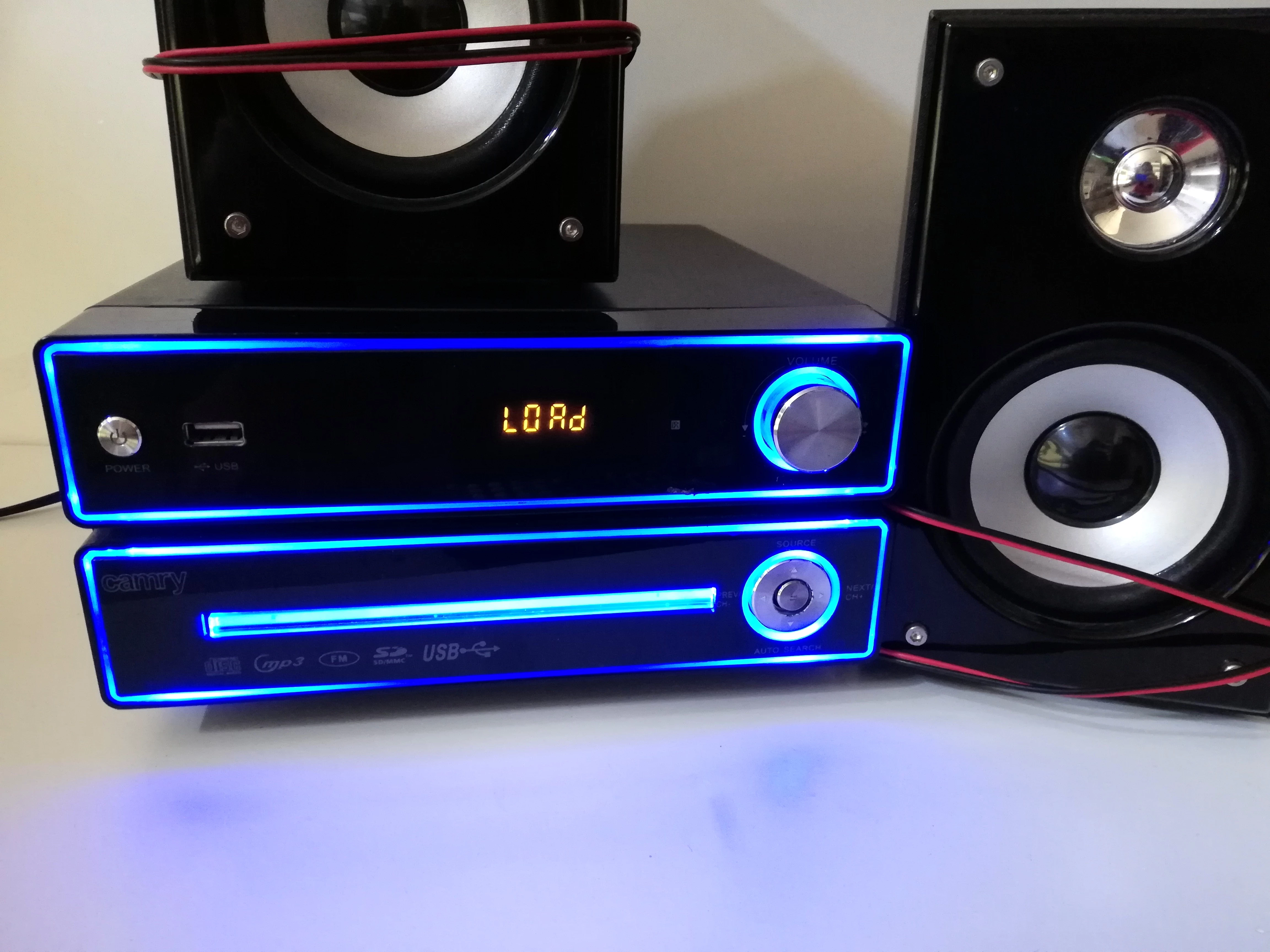 mini-wieza-camry-rodzaj-odtwarzanych-nosnikow-cd-audio