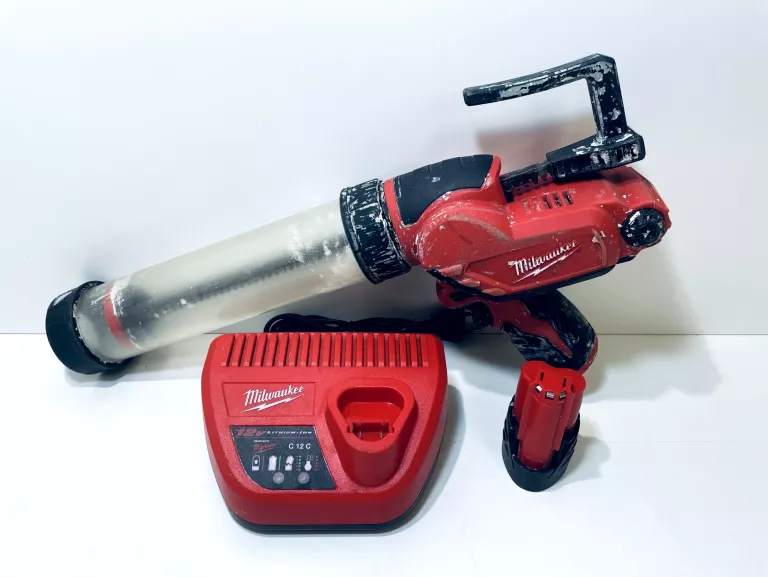 pistolet-do-silikonu-milwaukee-chrobrego-44-radom