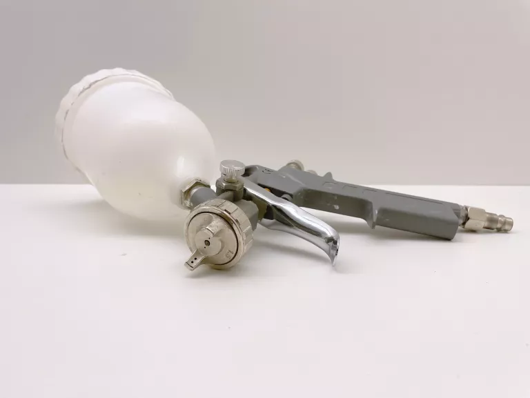 PISTOLET DO MALOWANIA ŚCIAN POD KOMPRESOR 500ML