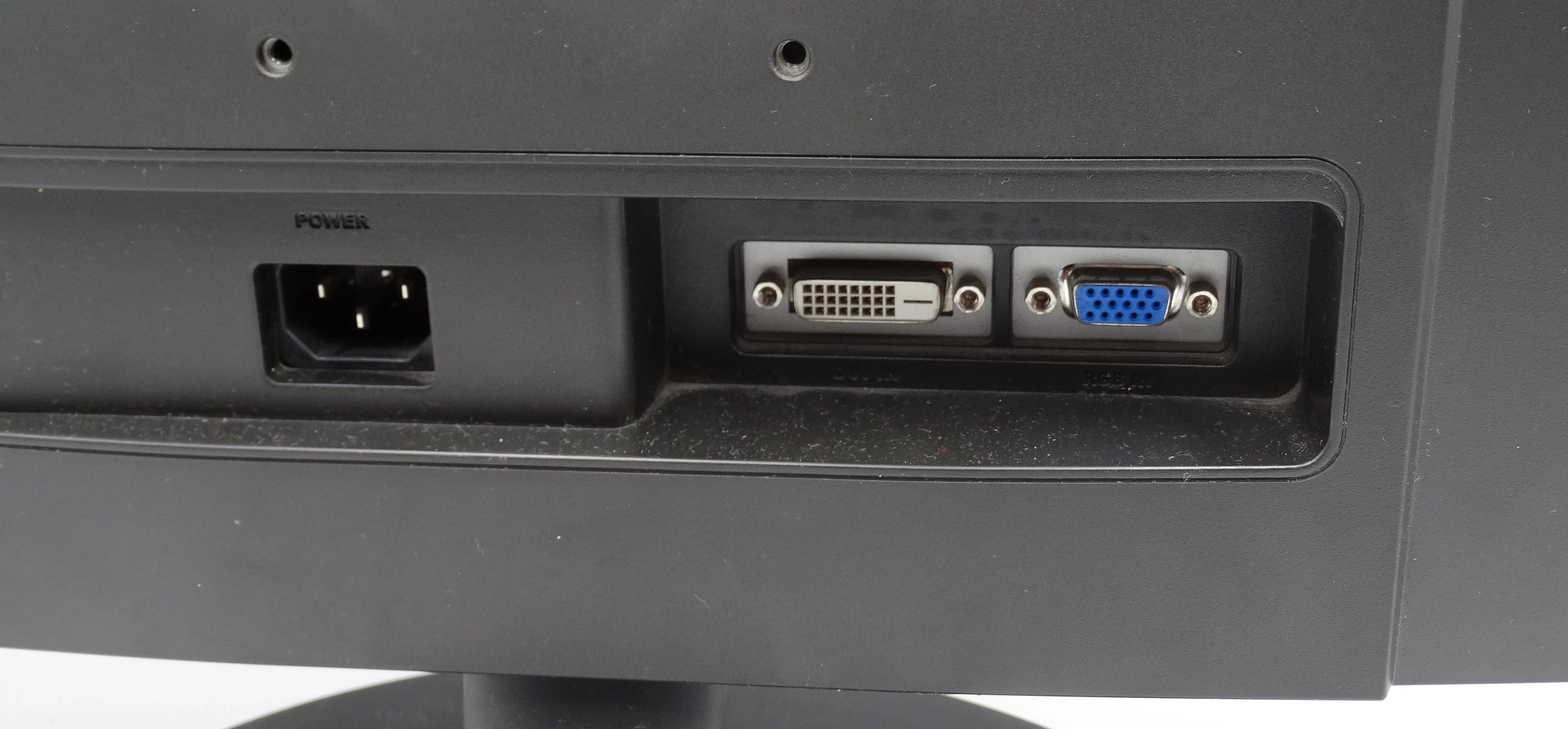 monitor-samsung-syncmaster-e2220-kod-producenta-0000