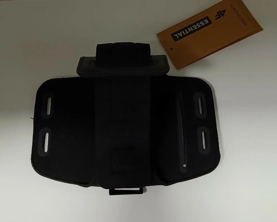 opaska-4f-swipe-screen-technology-u038-stan-uzywany