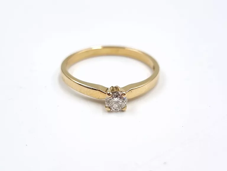 zloty-pierscionek-z-diamentem-585-r10-136g-wlotowa-5b-krakow