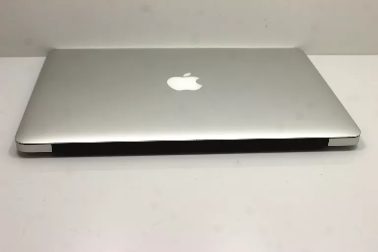 MACBOOK AIR A1466