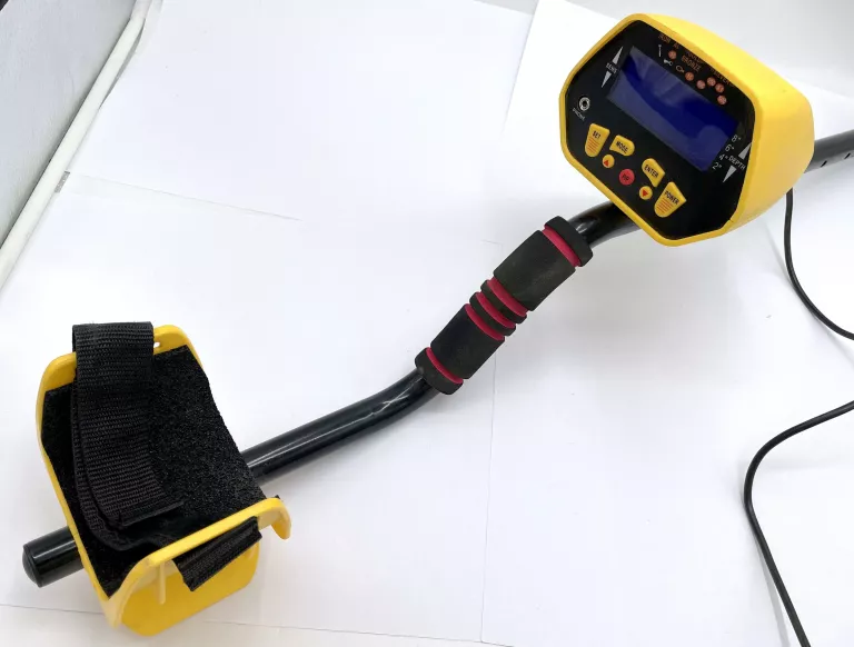 wykrywacz-detektor-metalu-cobra-ct-1028-ean-gtin-5902854517916