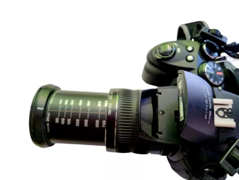 aparat-cyfrowy-fujifilm-hs25exr-rozdzielczosc-16