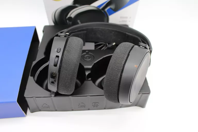 SŁUCHAWKI STEELSERIES ARCTIS 3