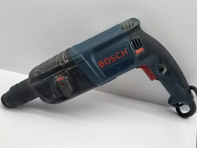 mlotowiertarka-bosch-d-70745-kolegialna-33-plock