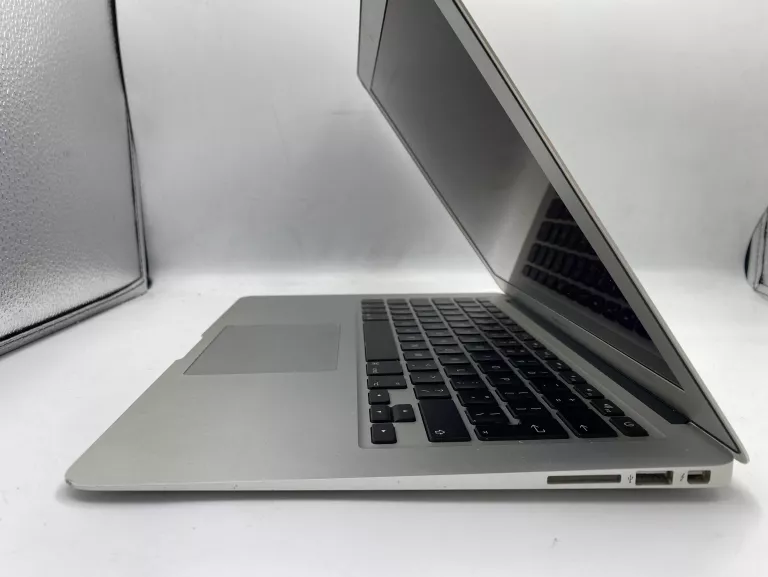 MacBookAir 2017 128GB/8GB