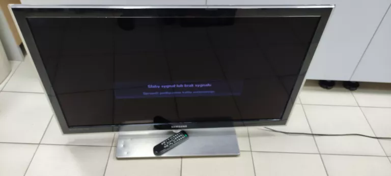 TV LED SAMSUNG UE40C6000/PILOT NIEORYGINALNY
