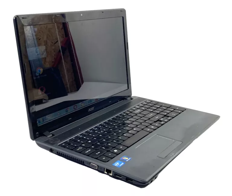 ACER ASPIRE 5349 B960 2X 2,2GHZ /4GB/250GB/WIN7