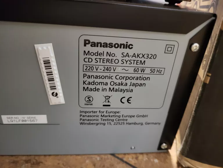 WIEŻA PANASONIC SC-AKX320