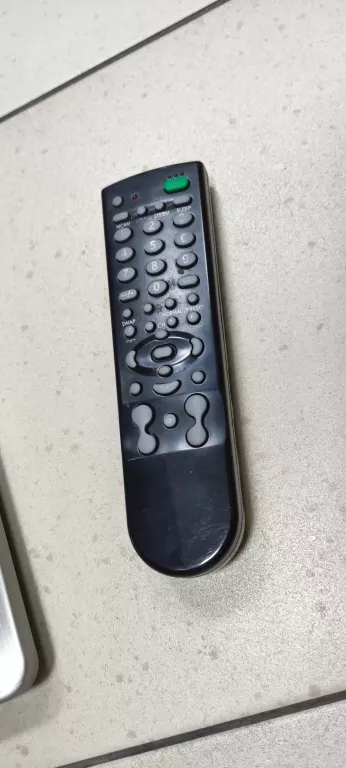 TV LED SAMSUNG UE40C6000/PILOT NIEORYGINALNY