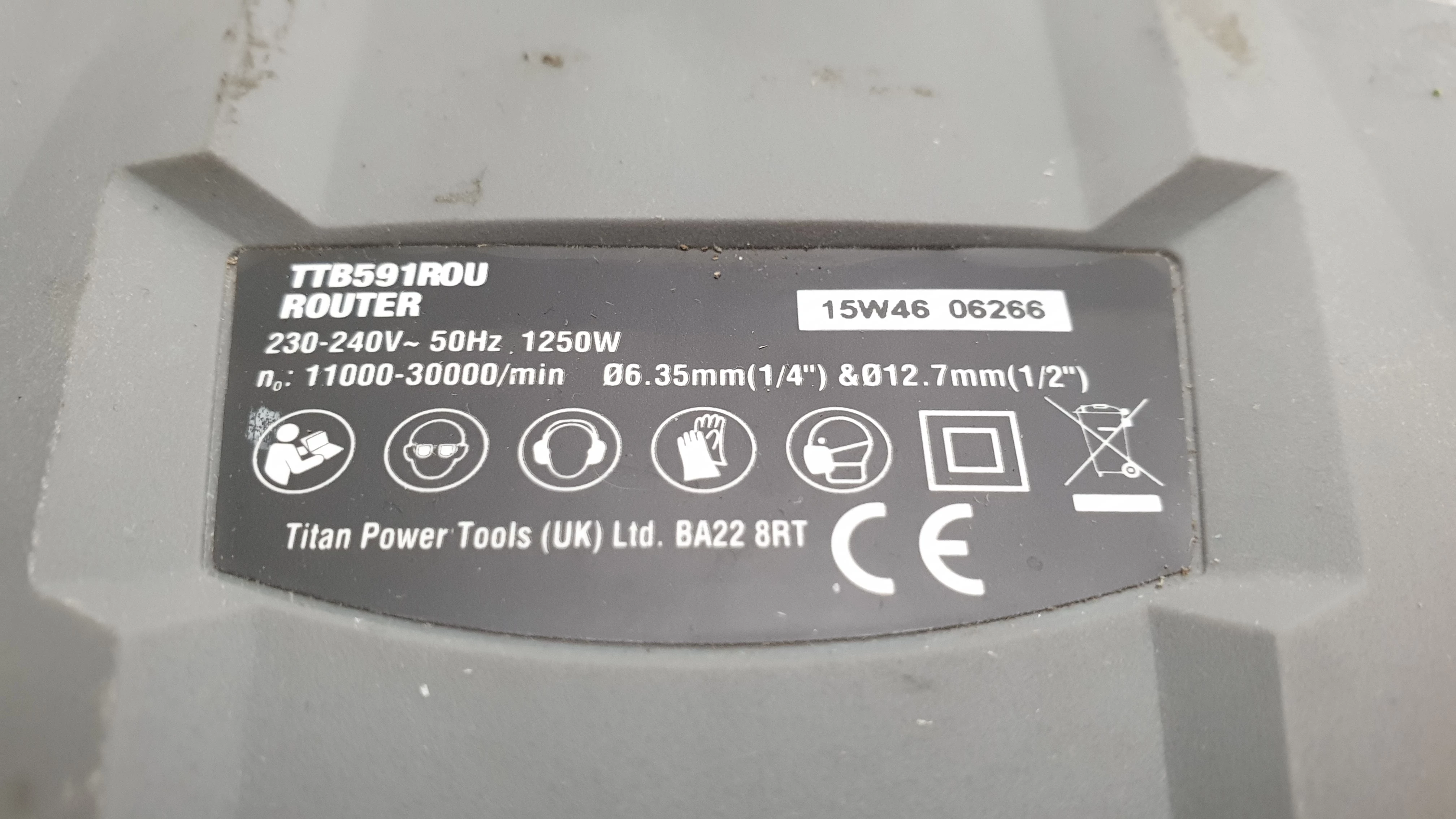 titan-ttb591rou-frezarka-gornowrzecionowa-1250w-kod-producenta-123