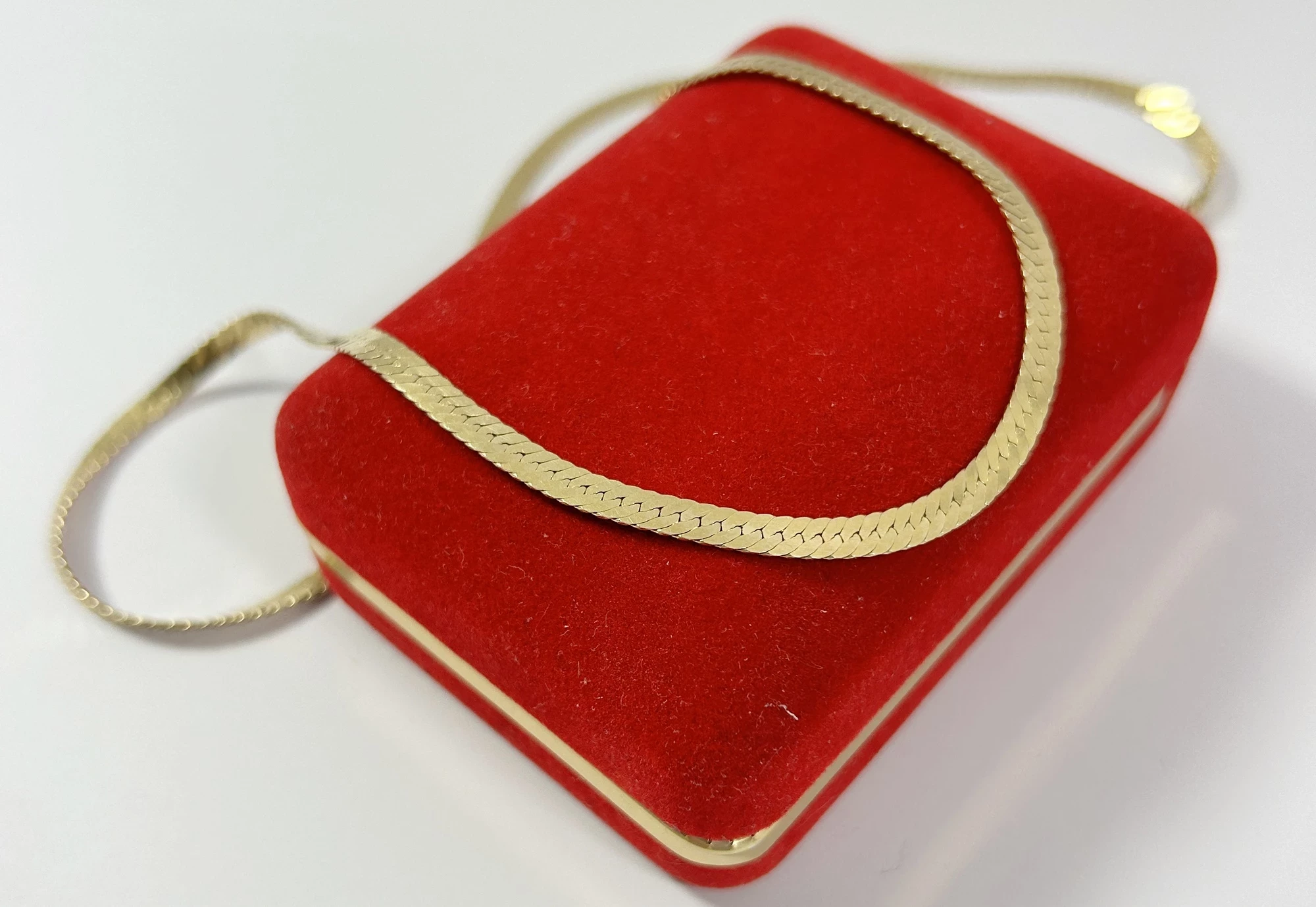 zloty-niezwykly-lancuszek-tasma-59cm-proby-585-modlinska-1a-nowy-dwor-maz-sj