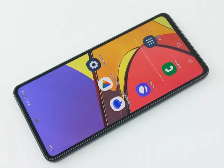 samsung-galaxy-a53-5g-128gb6gb-idealny-pojemnosc-akumulatora-5000